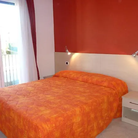 Apartamento Gemelli Margherita - Pool-ferienwohnung Colico